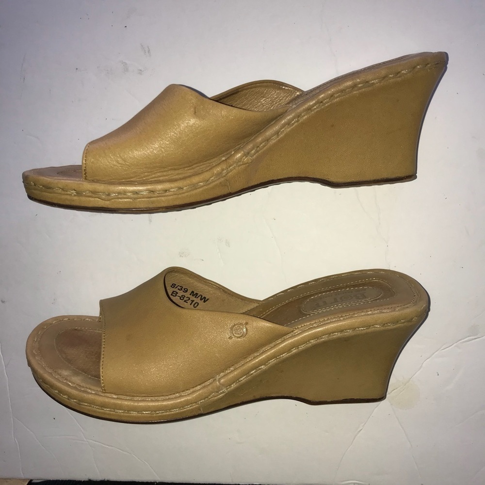 Born Slip On Leather Sandals - Picture 3 of 7